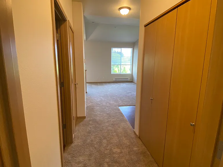 The Sinclair Apartments — Photo 43