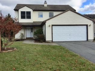 8 Davis Dr, Oneonta, NY 13820