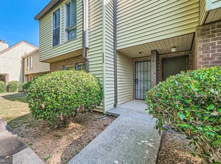 3233 Strawberry Ln, Decatur, GA 30034