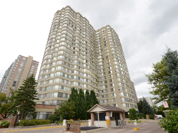 3605 Kariya Dr #801, Mississauga, ON L5B 3J4