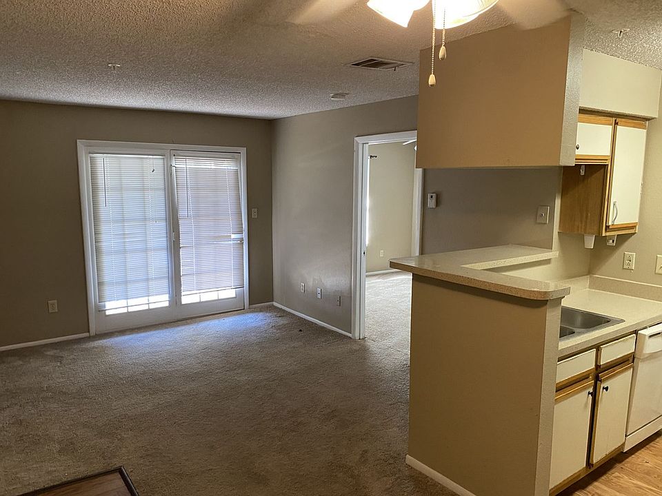 1st image of 232 Afton Sq Unit 204