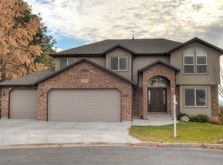 213 E 3050 N, North Ogden, UT 84414