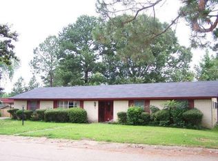 2360 Montebello Dr, Jackson, MS 39213