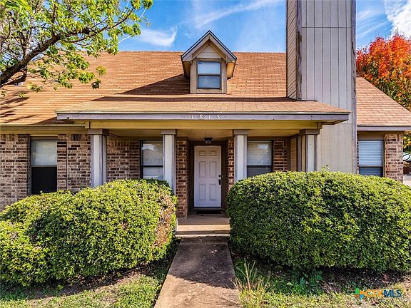 3rd image of 1815 Greenlawn Blvd