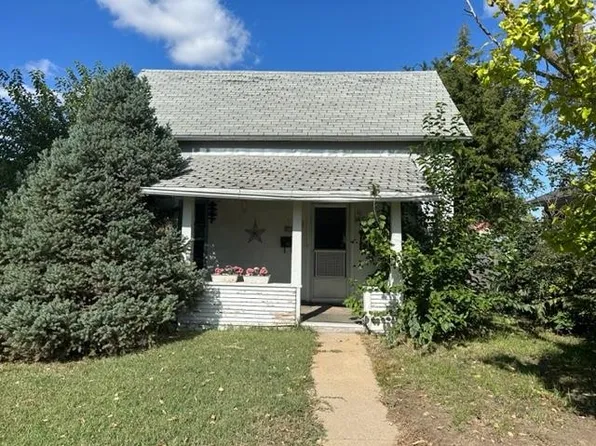 427 S East St, Broken Bow, NE 68822