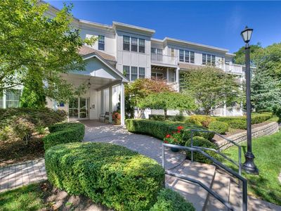 301 Church St APT 306, South Kingstown, RI, 02879
