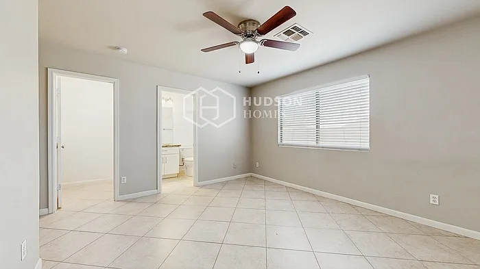 15827 W Adams St — Photo 18