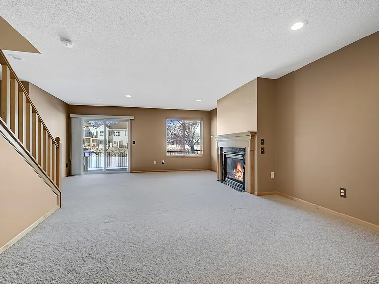 7950 Victoria Way — Photo 30