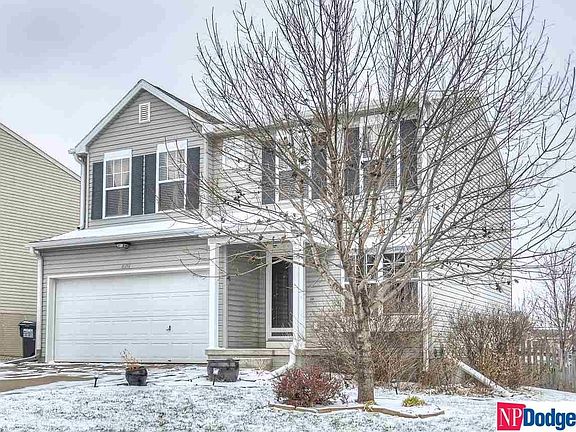 2nd image of 16114 Willow St