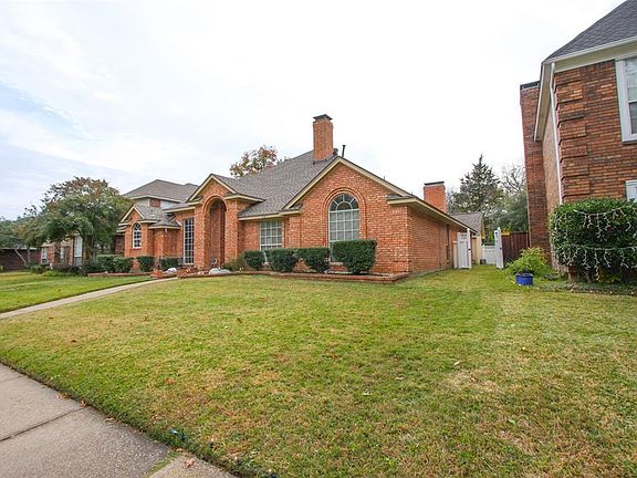 2nd image of 618 Amesbury Dr