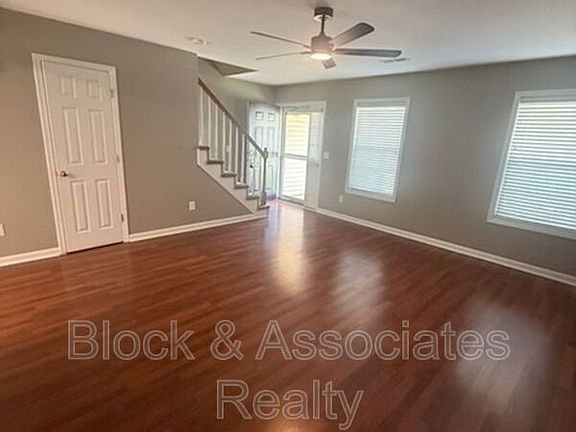 3rd image of 4121 Bentley Dr