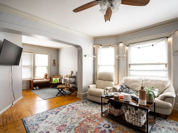 2971 N Murray Ave, Milwaukee, WI 53211