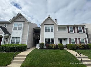 7825 Harrowgate Cir Unit D-144, Springfield, VA 22152