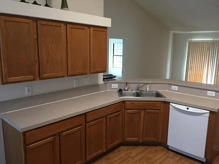 Kitchen Cabinets, Counter