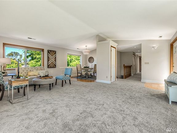 5th image of 1923 Dumas Cir NE
