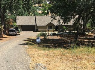 2211 Britton Ct, Valley Springs, CA 95252