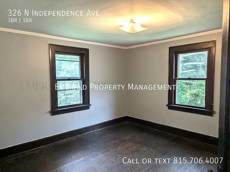 326 N Independence Ave — Photo 10