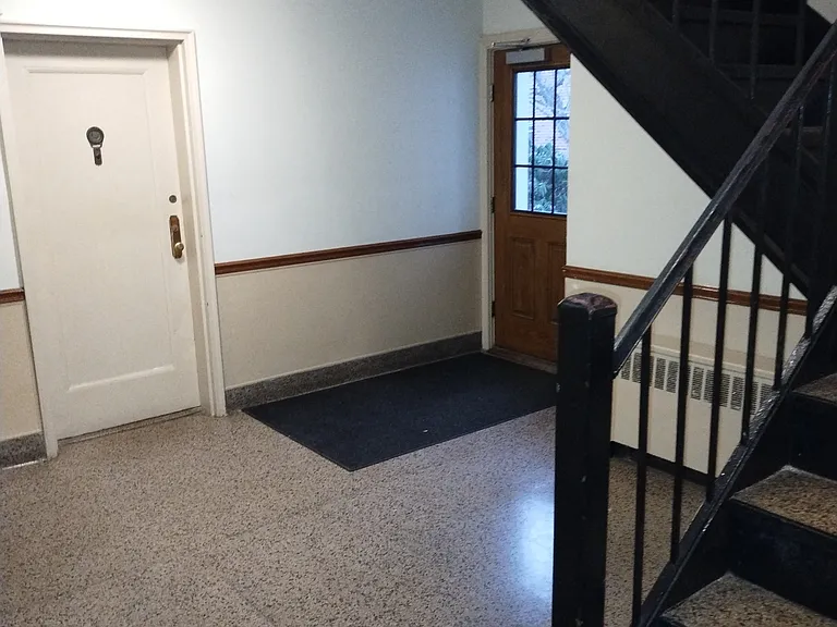 320 S Broadway #P1 — Photo 17