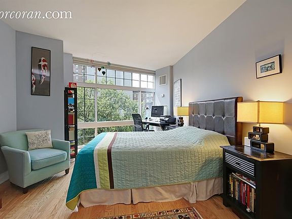 4th image of 272 W 107th St APT 6B