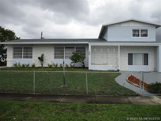 1st image of 1431 NW 196th St