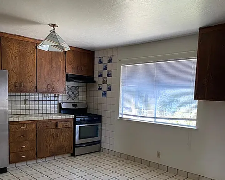 3030 Browns Ln — Photo 3