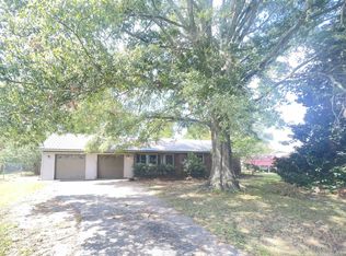 620 Old Highway 125, Bolivar, TN 38008