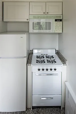 Rented by Nooklyn NYC LLC | media 11