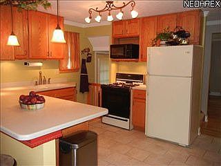 5th image of 4245 W 223rd St