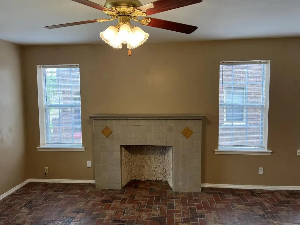 814.5 East Drive — Photo 3