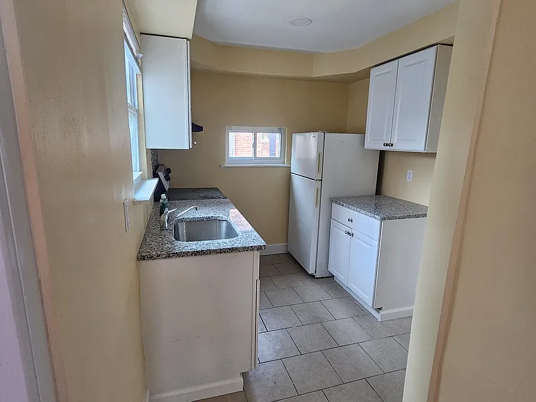 2126 S Norwood St — Photo 11