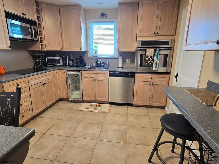 231 N Wyoming Ave — Photo 6