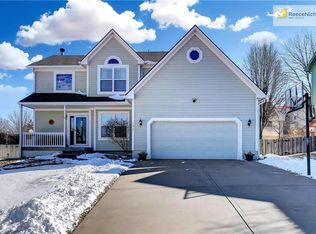 11917 S Clinton St, Olathe, KS 66061