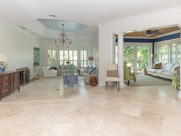 5th image of 1 Dove Shell Ln