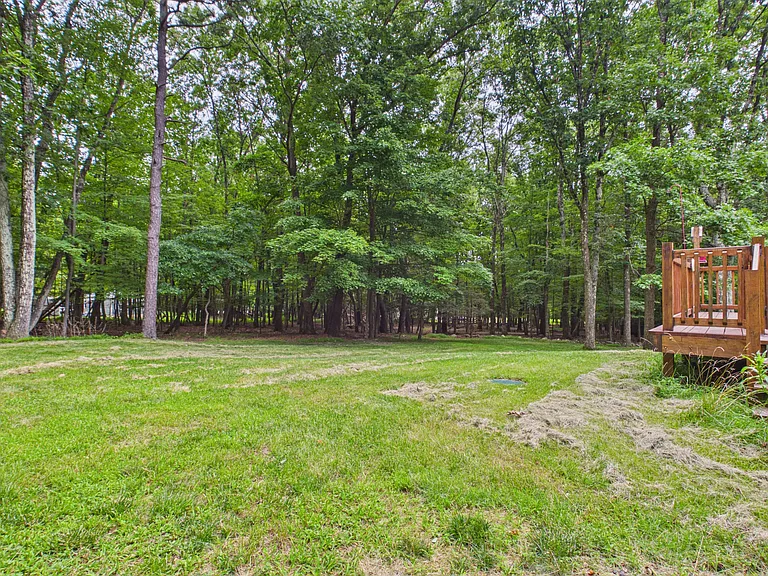 1186 Little Twig Rd #1 — Photo 8