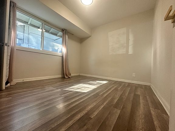 5th image of 11937 Knoefler Dr APT 6