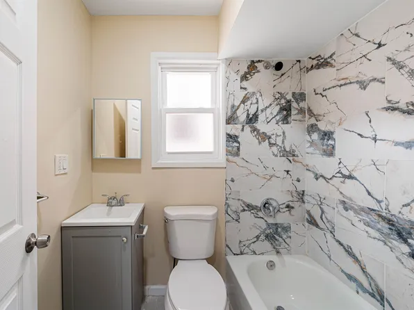 378 Avenue C image 12 of 22