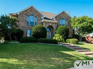 1030 Summit Way, Lewisville, TX 75077
