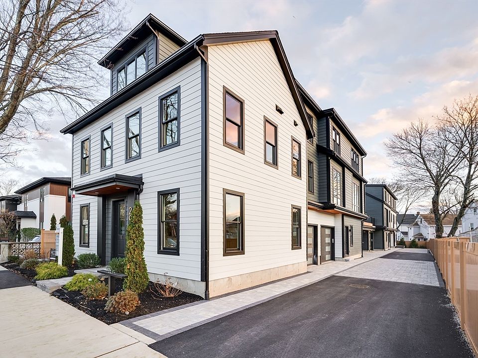 1st image of 290 Watertown St #3