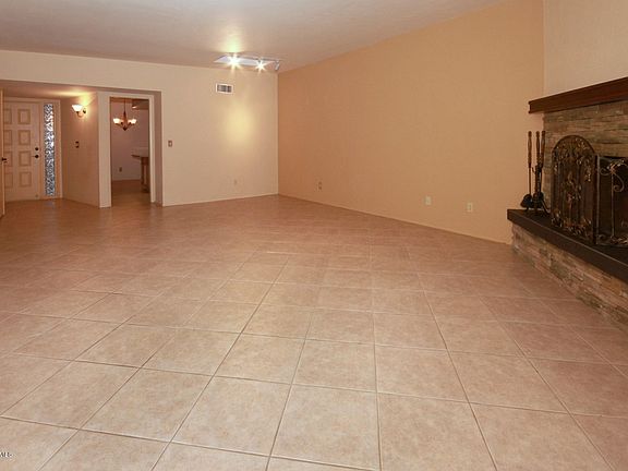 5th image of 4877 N Territory Ave
