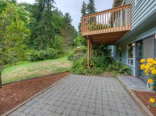 8023 Sandpiper Ln NE, Bainbridge Island, WA 98110