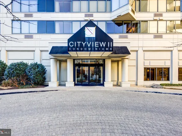 2001 Hamilton St APT 927, Philadelphia, PA 19130