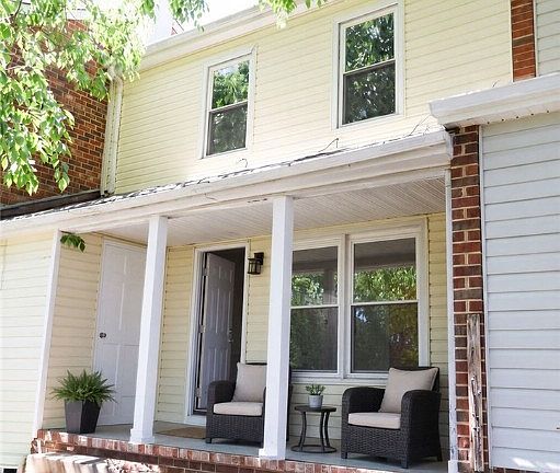 2nd image of 4409 Foxfire Ln