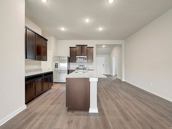 4th image of 6754 Red Buffalo Trail