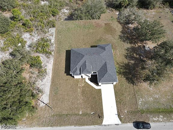 3rd image of 812 Hibiscus Ave