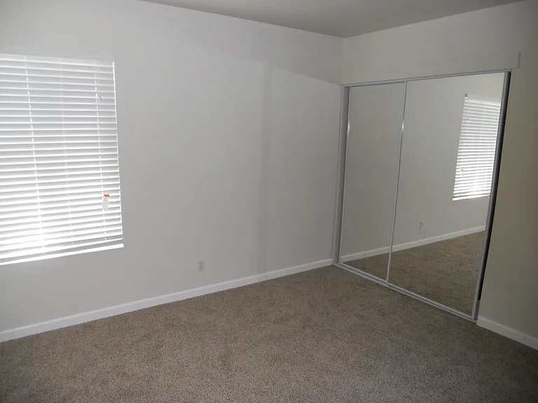 980 El Camino Ave #B — Photo 17