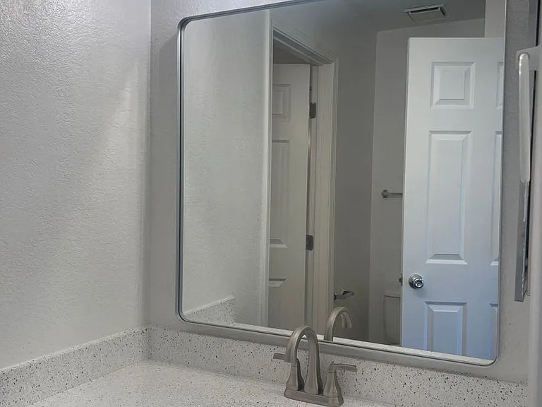 720 Sunrise Ave — Photo 8