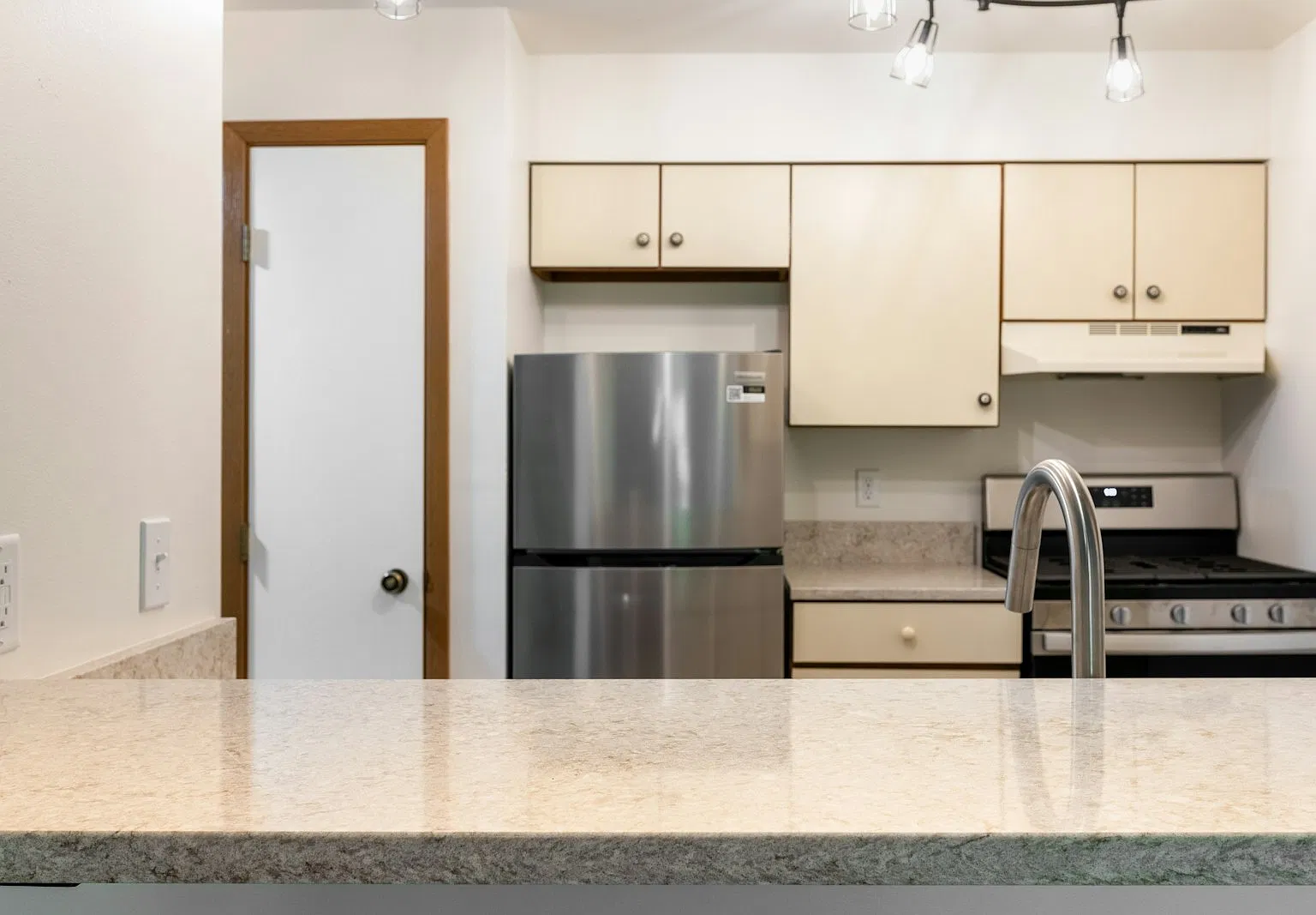 1039 South Sunny Vale Lane, Unit C — Photo 4