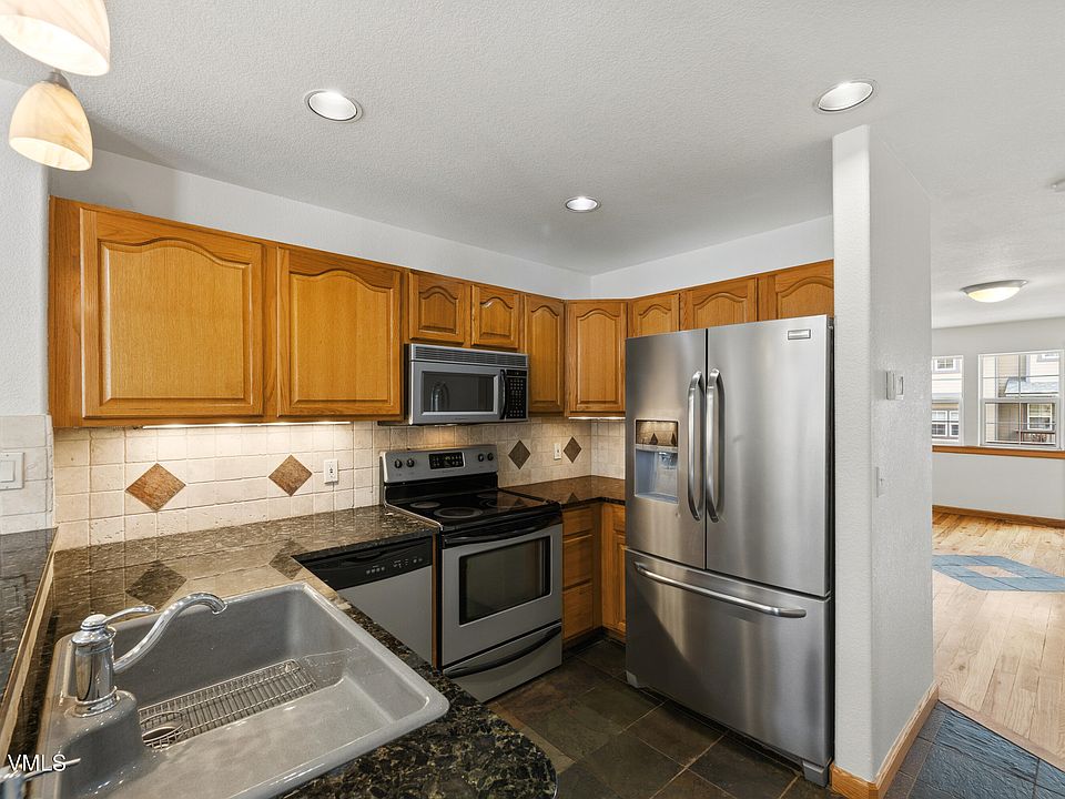1st image of 18 Chelsea Ct