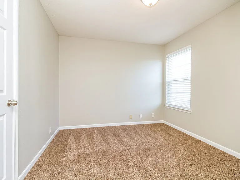 360 Davids Way — Photo 14