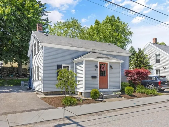 41 Glendale St, Maynard, MA 01754